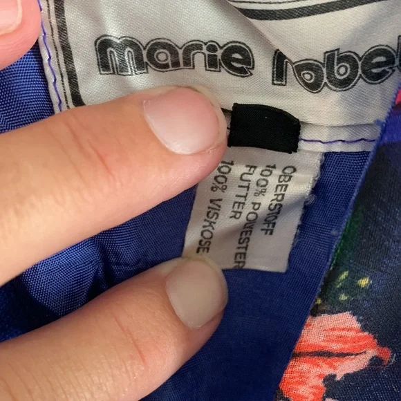 Give me night fever, night feverrrr… in a vintage 70’s Marie Robelle dress! - Picture 3 of 13